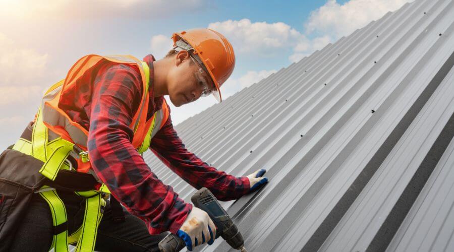 Professional Emergency Roof Repairs services in Rossville, IL